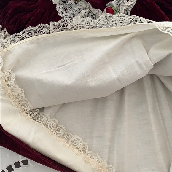 Miss Quality Burgundy Velvet Dress - Picture 9 of 9